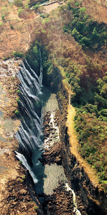 VictoriaFalls20Fromthe Air_g2_4000v.jpg